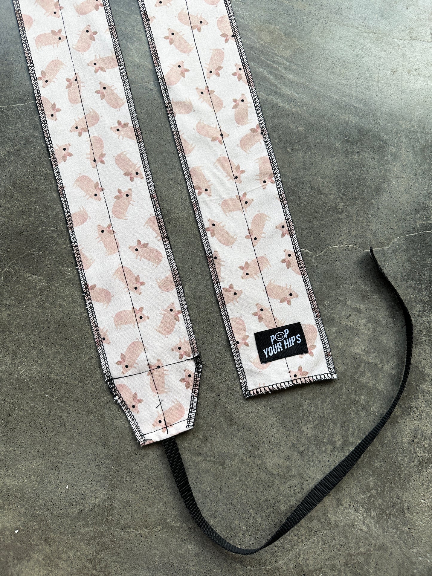 Piggies wrist wraps