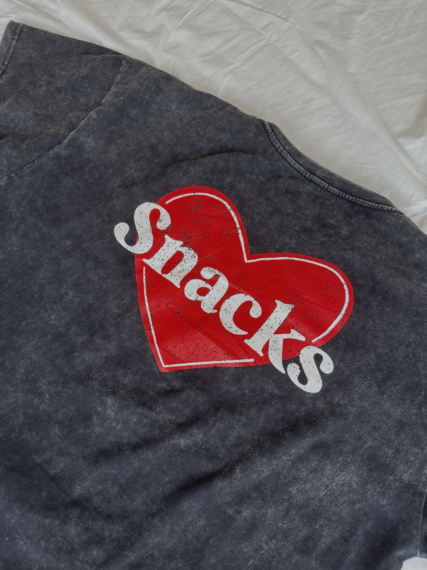 Snacks oversized tee