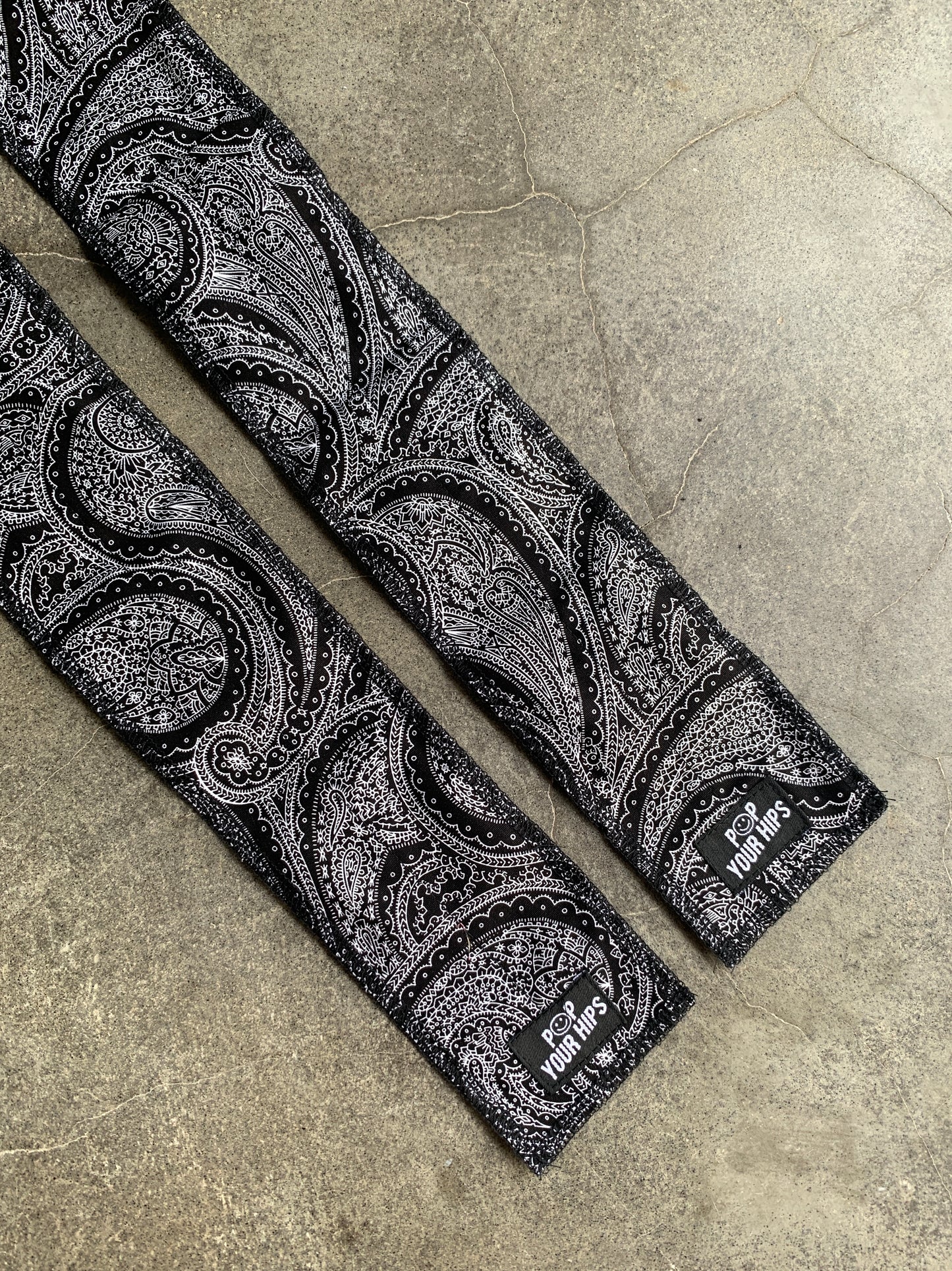 Paisley wrist wraps