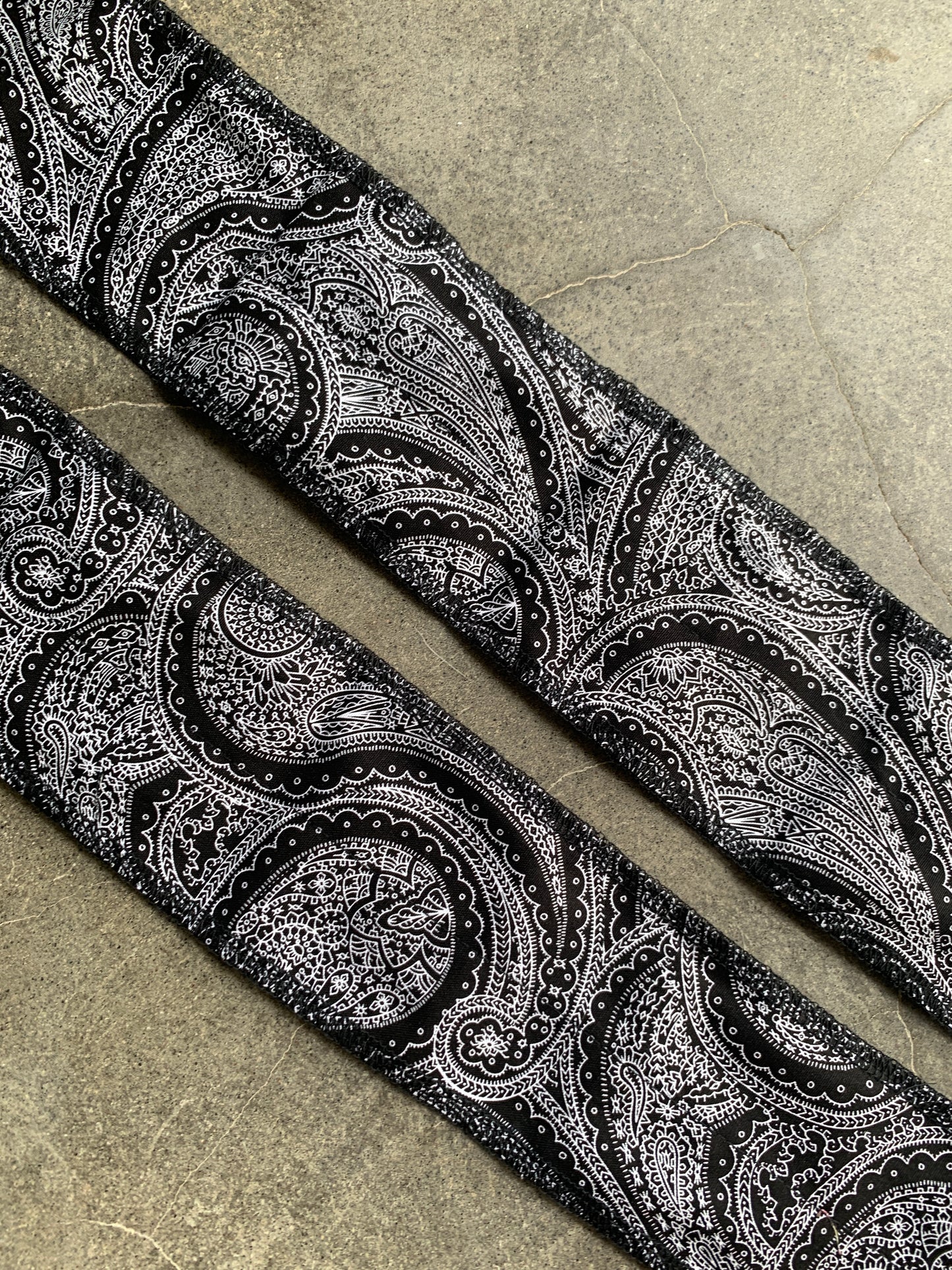Paisley wrist wraps