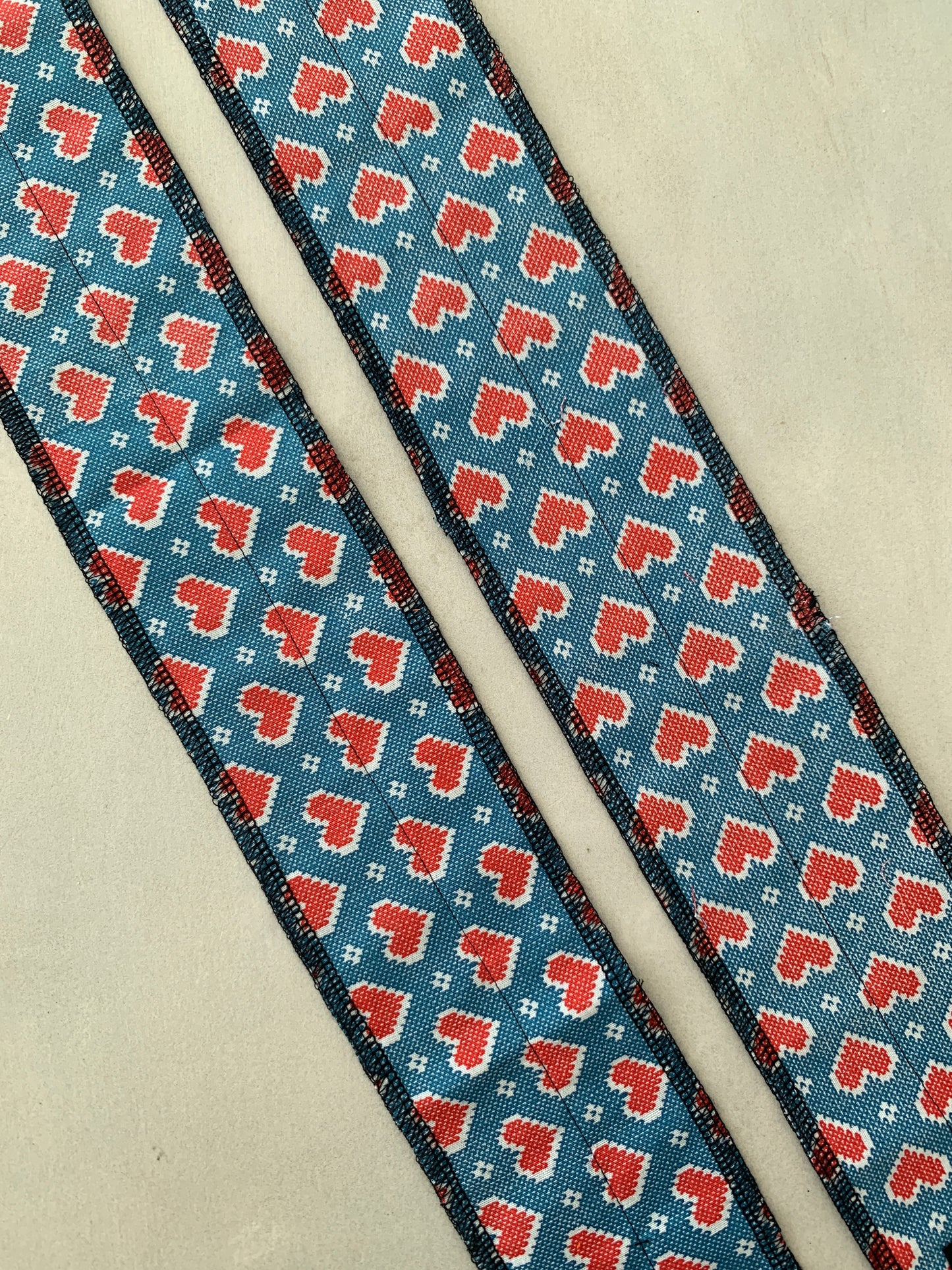 Hearts wrist wraps