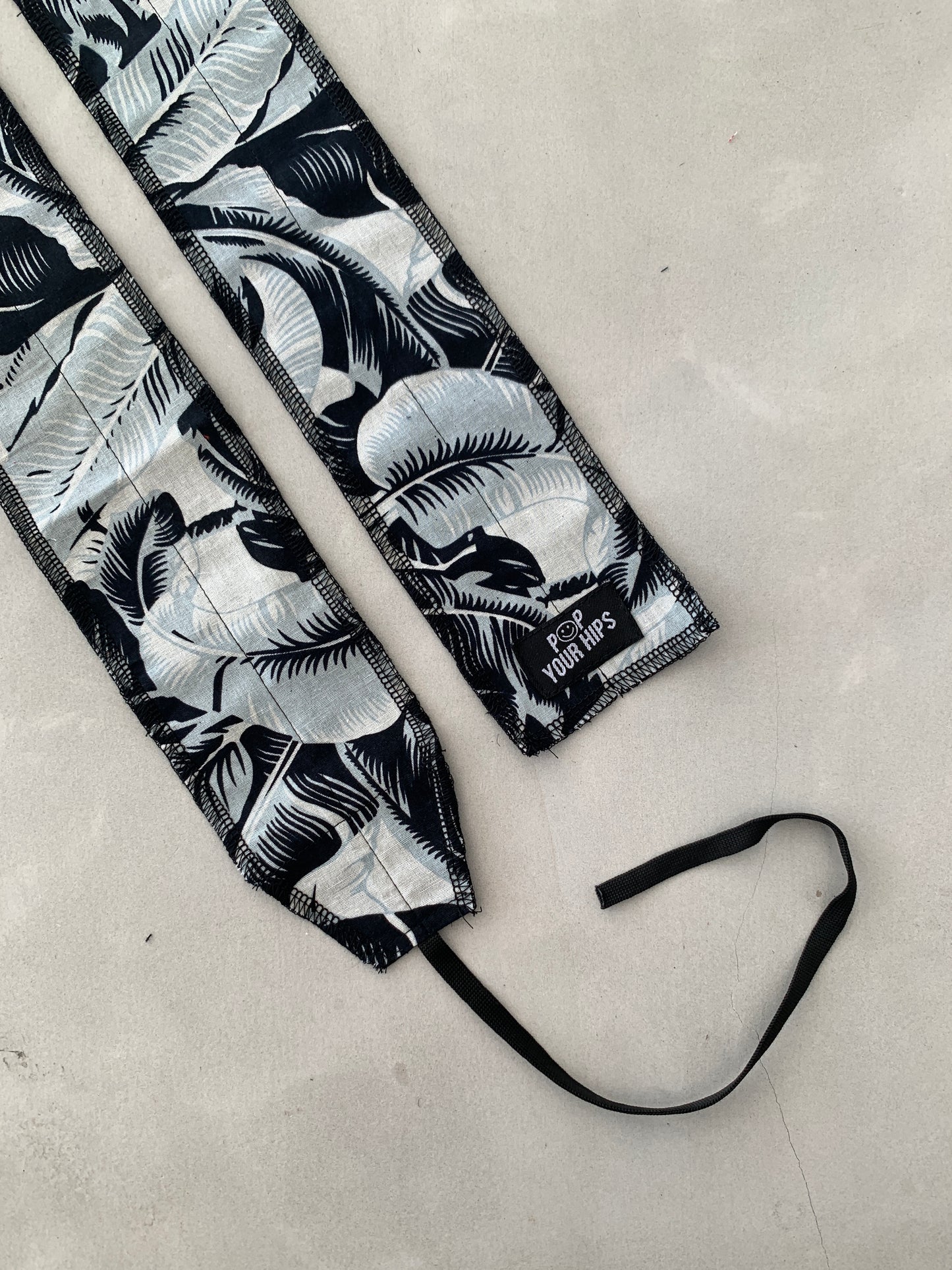 Blue tropical wrist wraps