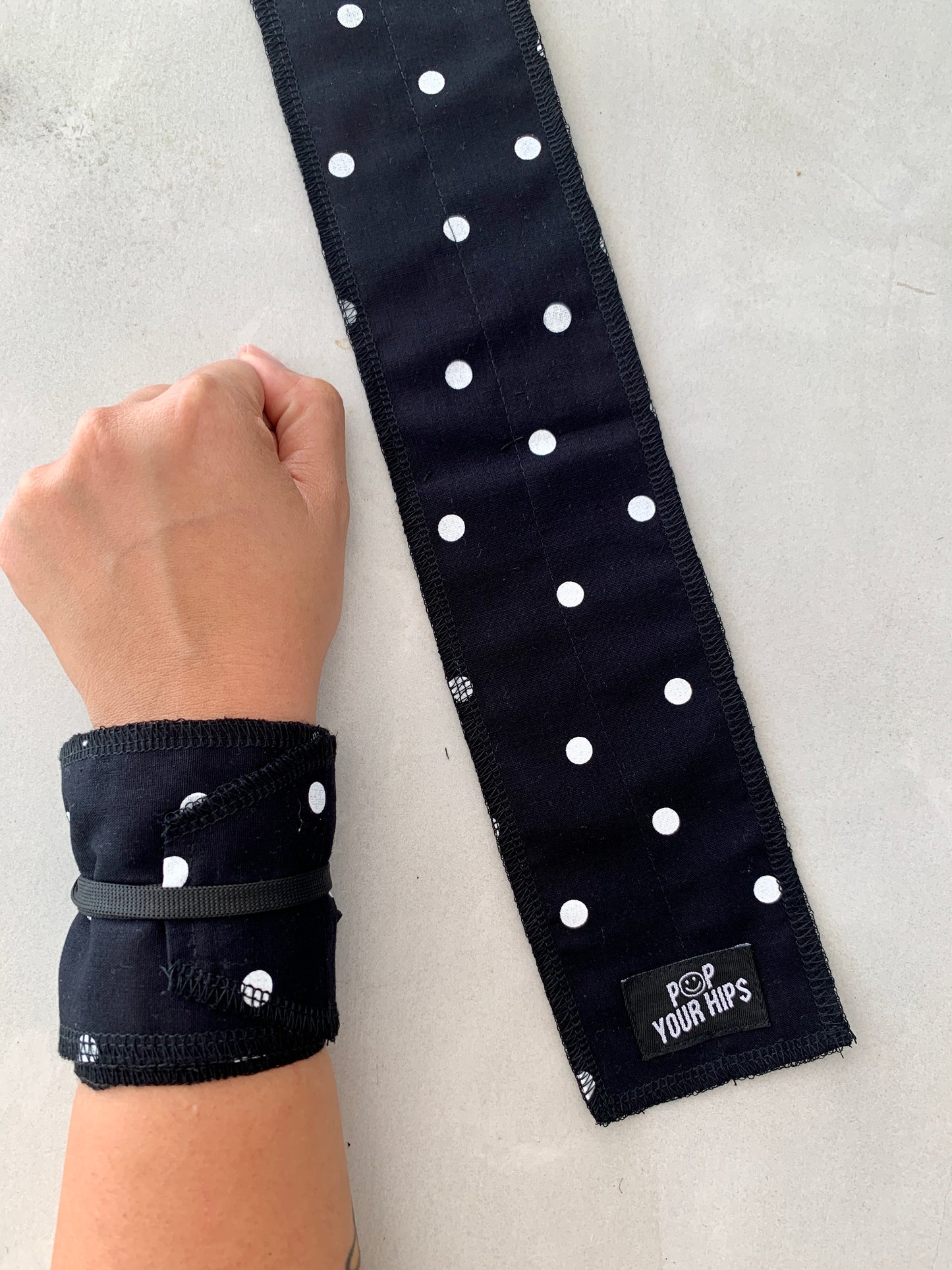 Polka wrist wraps