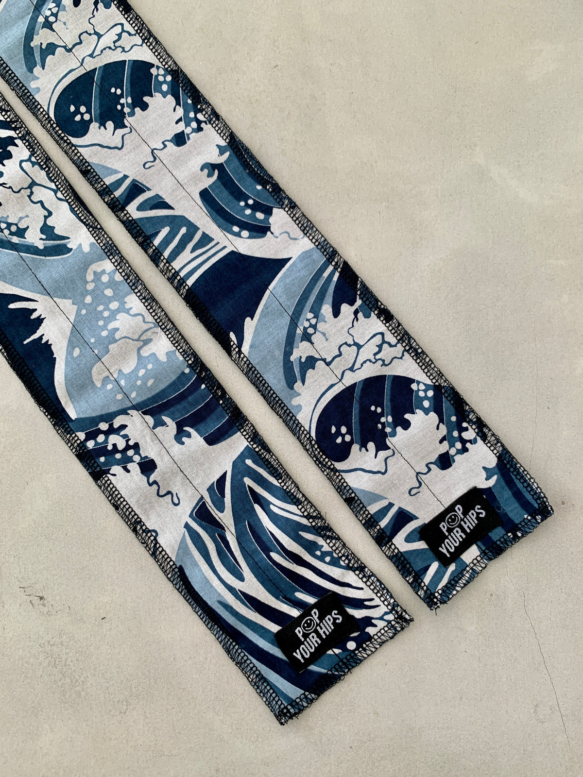 Wave Wraps Waves wrist wraps – POP YOUR HIPS